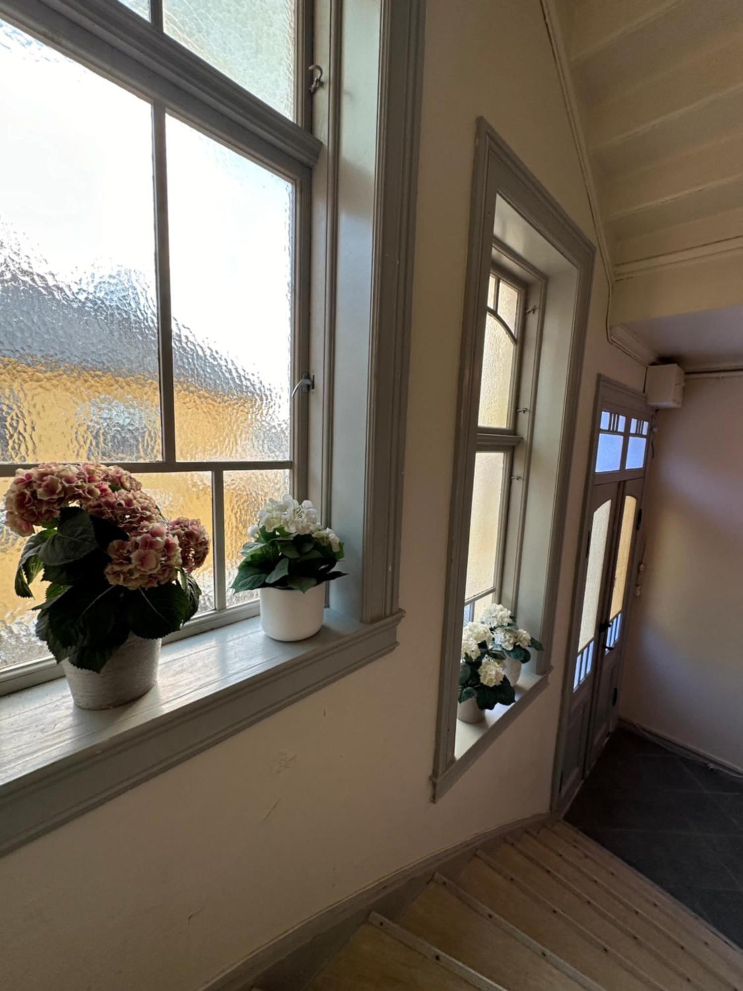 Stylish Big Jugend Art Nouveau Apartment With Balcony Heart Of Ålesund Buitenkant foto