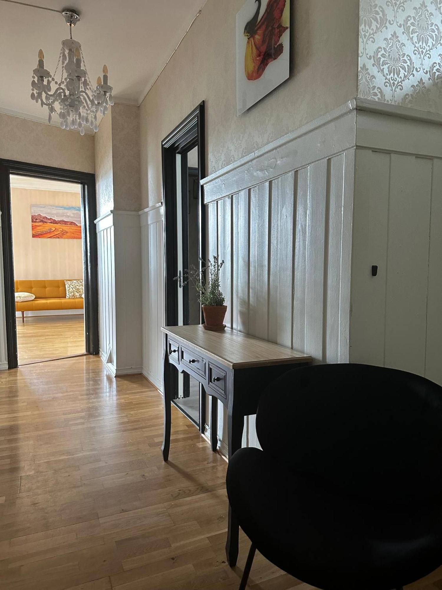 Stylish Big Jugend Art Nouveau Apartment With Balcony Heart Of Ålesund Buitenkant foto